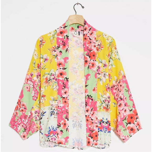 Anthropologie Other - Anthropologie Aurelia Akemi + Kin Yellow Floral Kimono NWT One Size